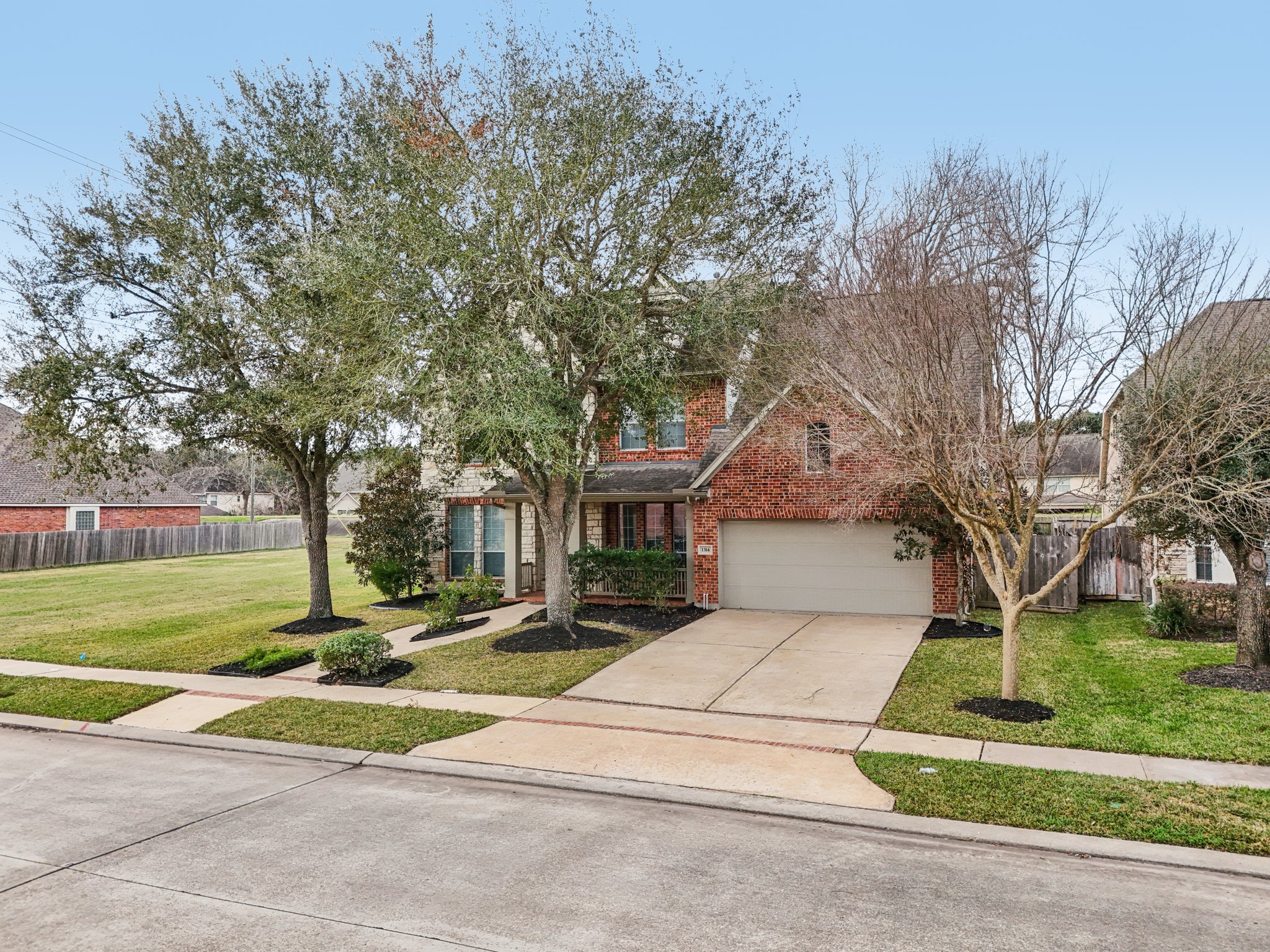 Ravenel Ln-S1101-056.jpg