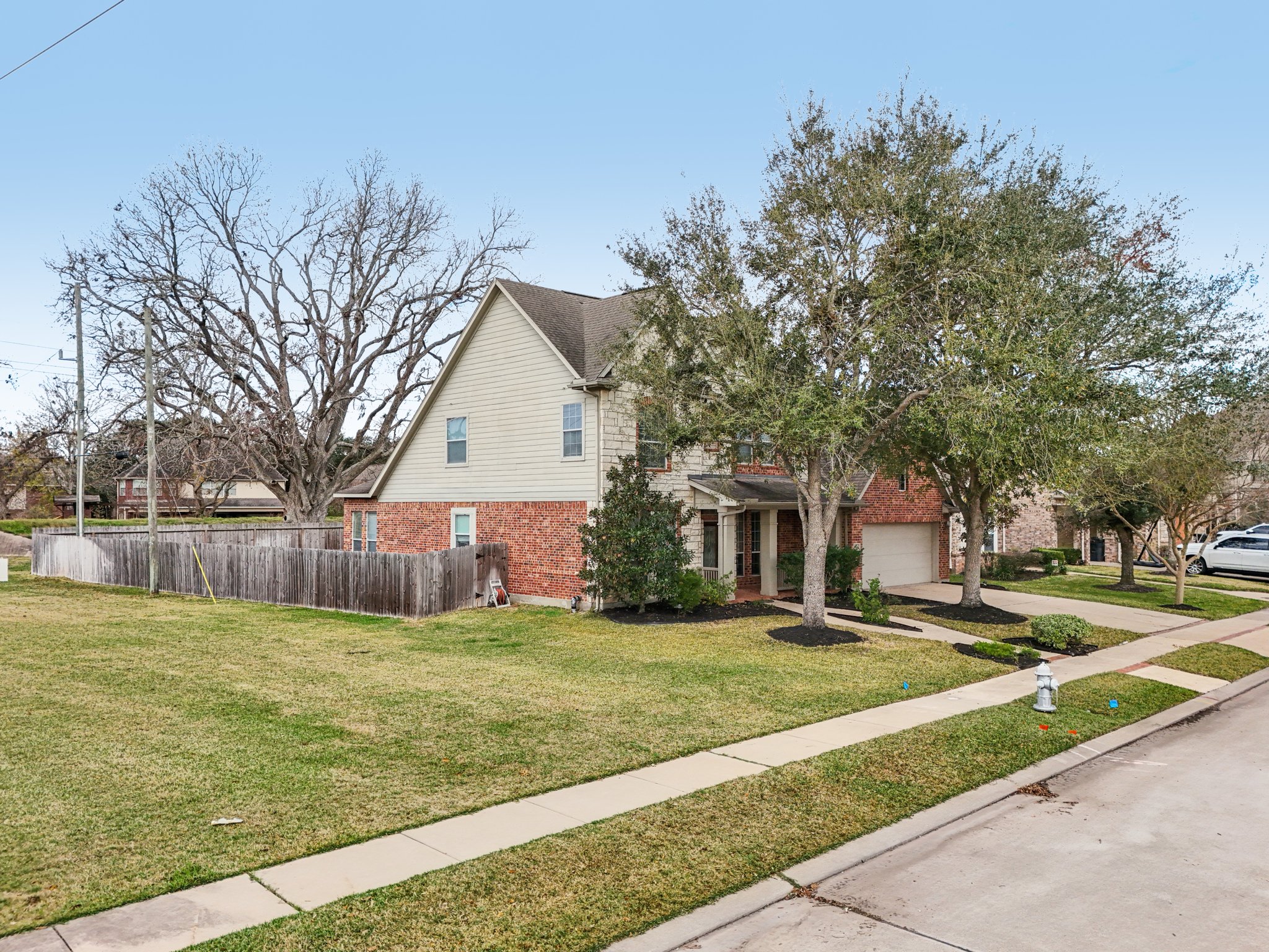 Ravenel Ln-S1101-066.jpg