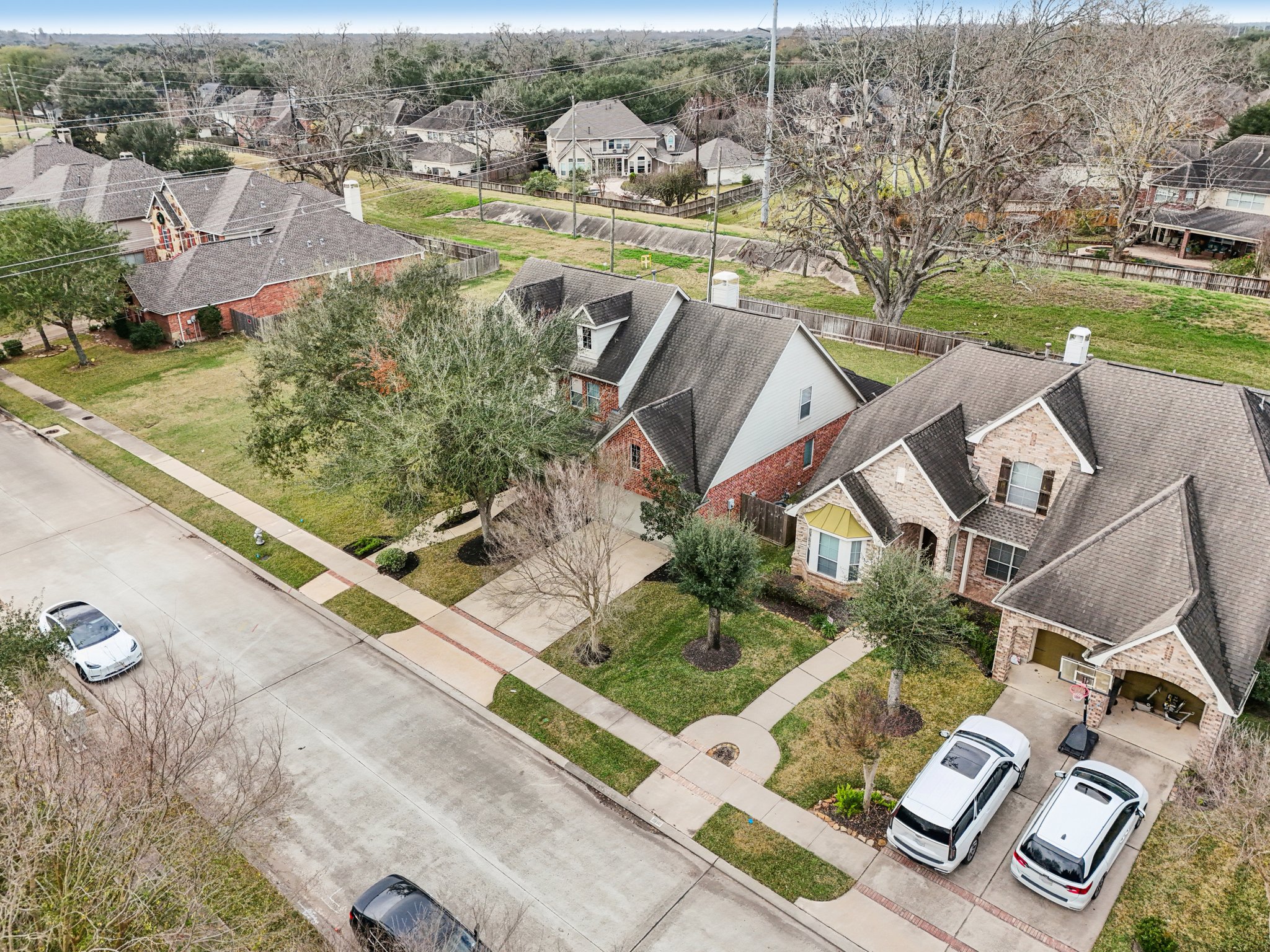 Ravenel Ln-S1101-073.jpg