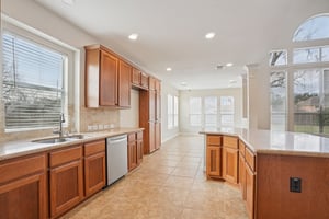 Ravenel Ln-S1101-022.jpg