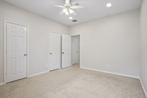 Ravenel Ln-S1101-034.jpg