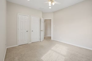 Ravenel Ln-S1101-045.jpg
