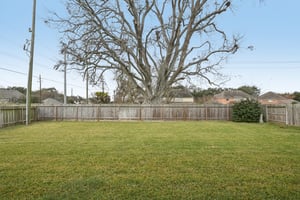Ravenel Ln-S1101-054.jpg