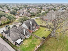 Ravenel Ln-S1101-060.jpg