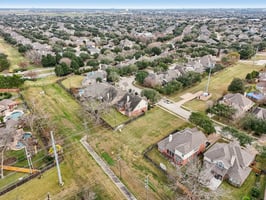 Ravenel Ln-S1101-071.jpg