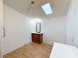  Photo 45