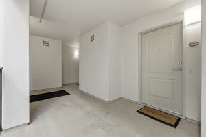 002_F8_1315 Alma Ave 223
