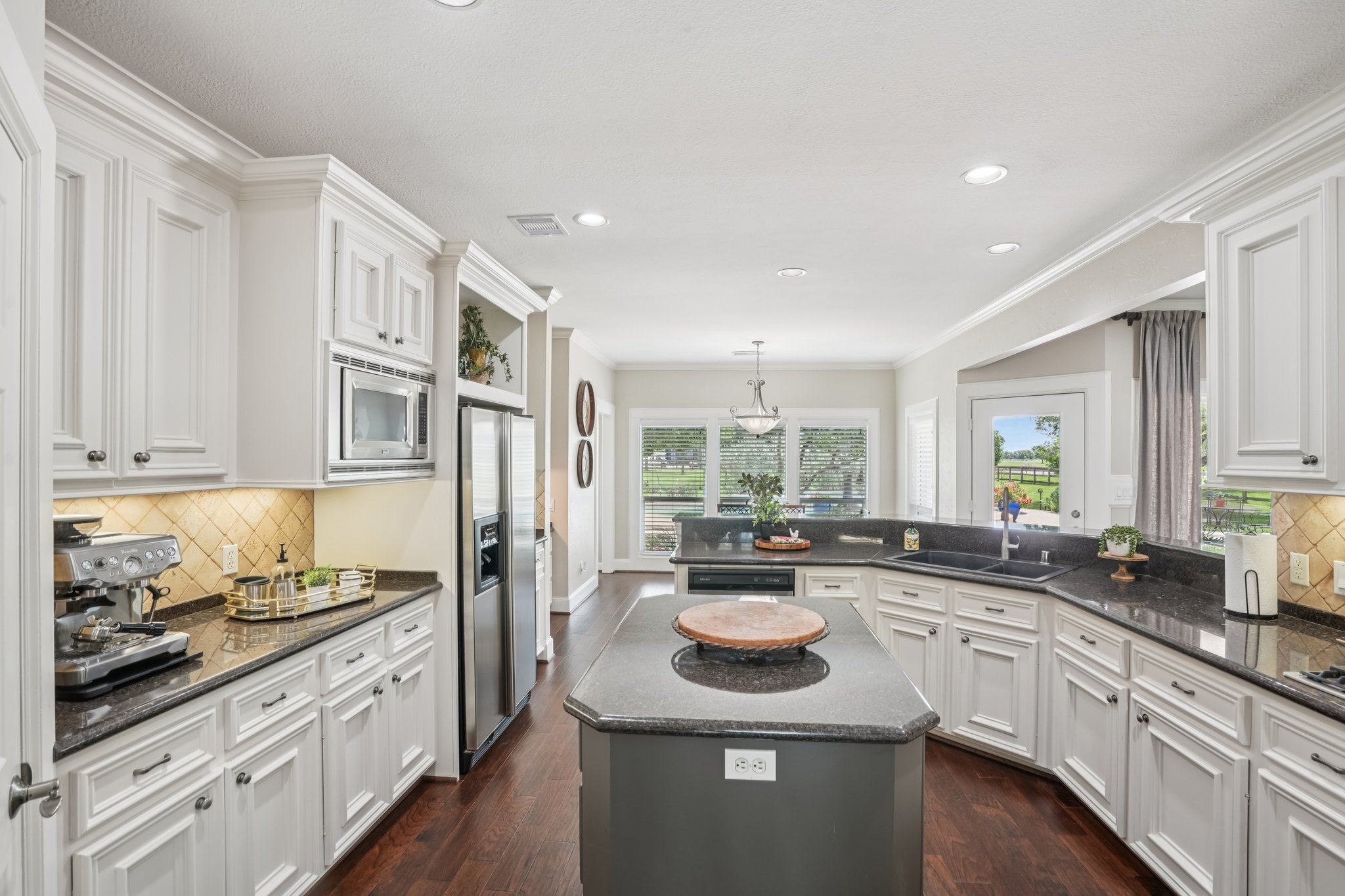 Chapel Bay Rd-S1604-015.jpg