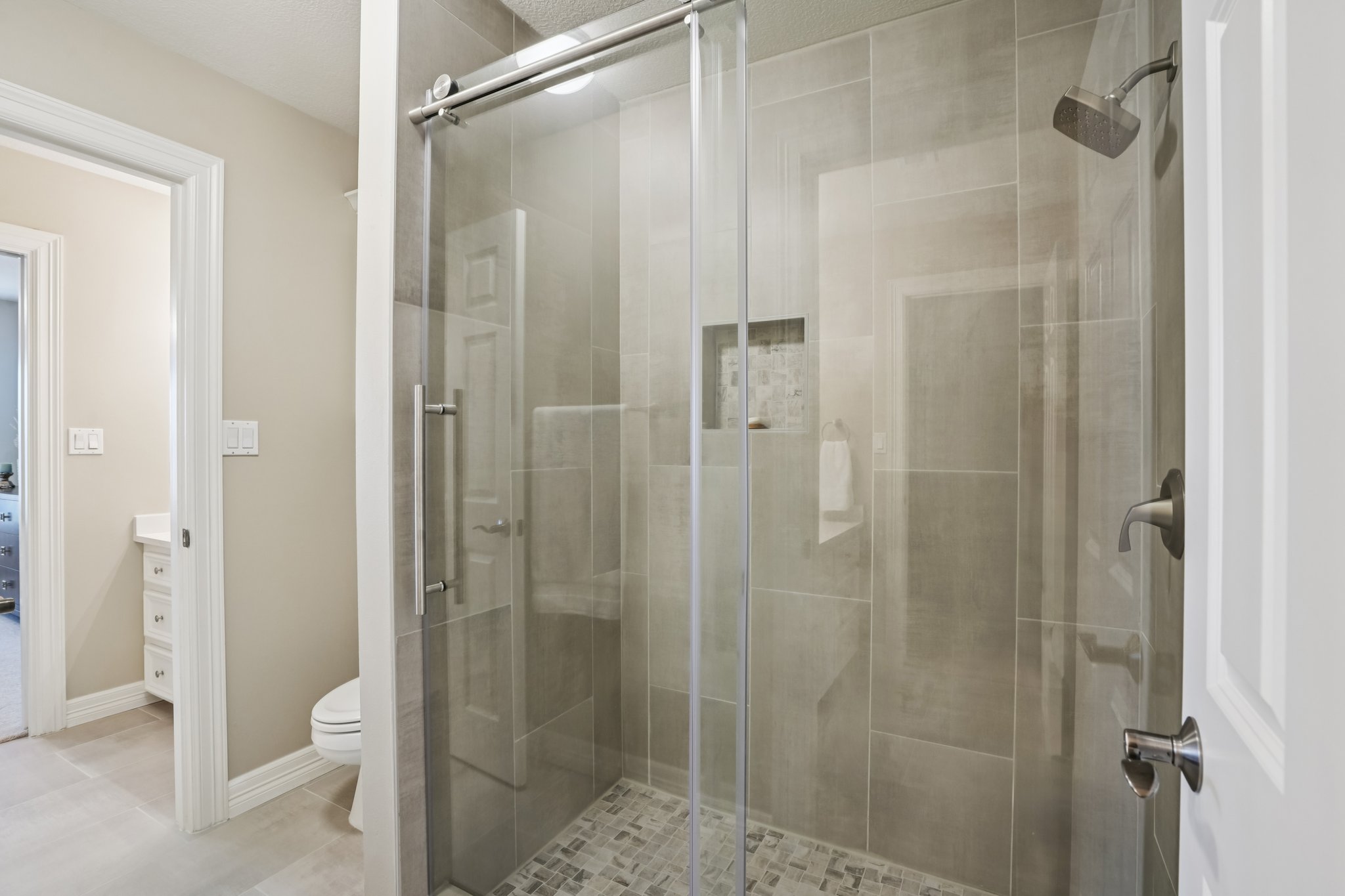 Chapel Bay Rd-S1604-038.jpg