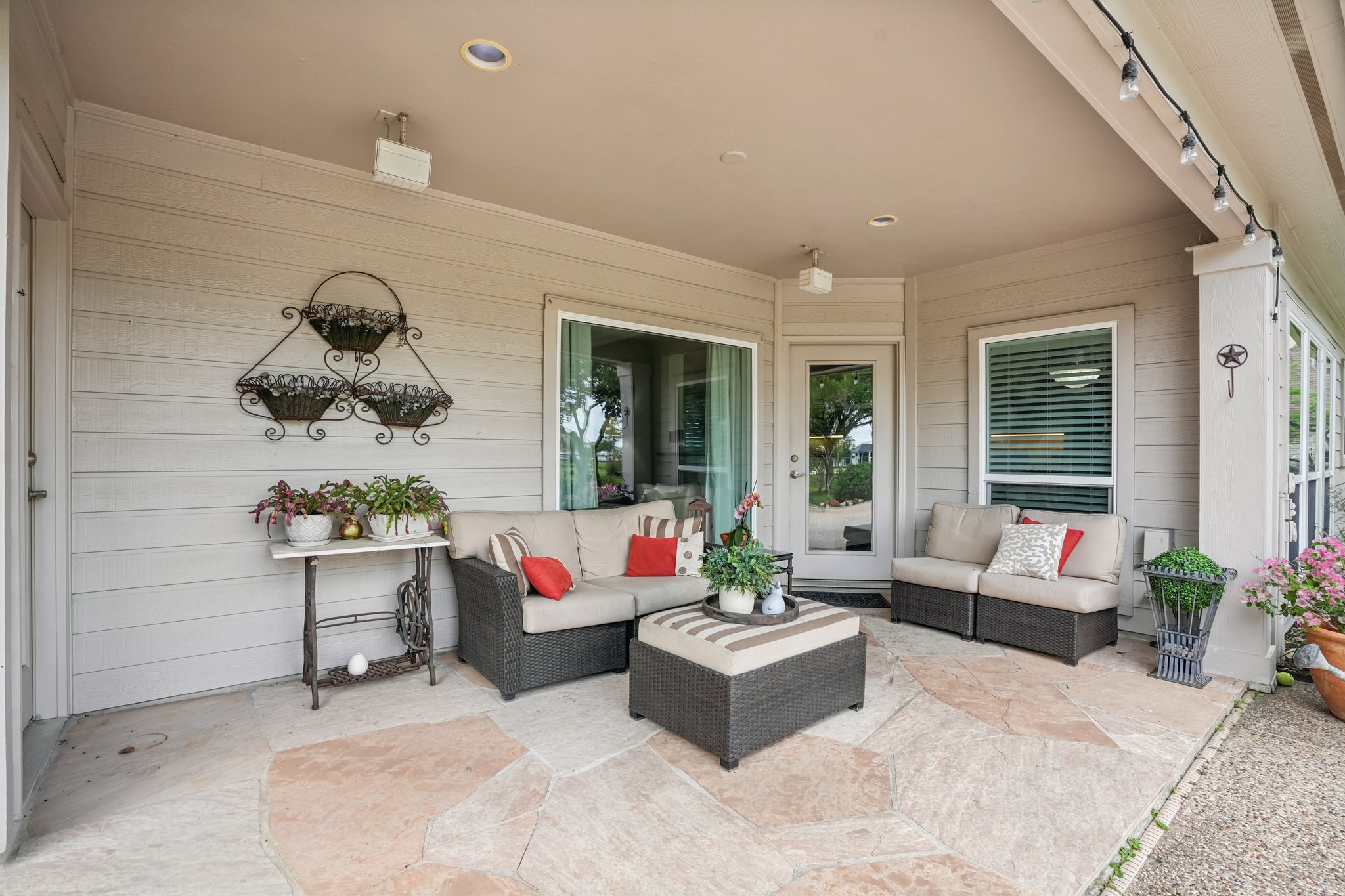 Chapel Bay Rd-S1604-050.jpg