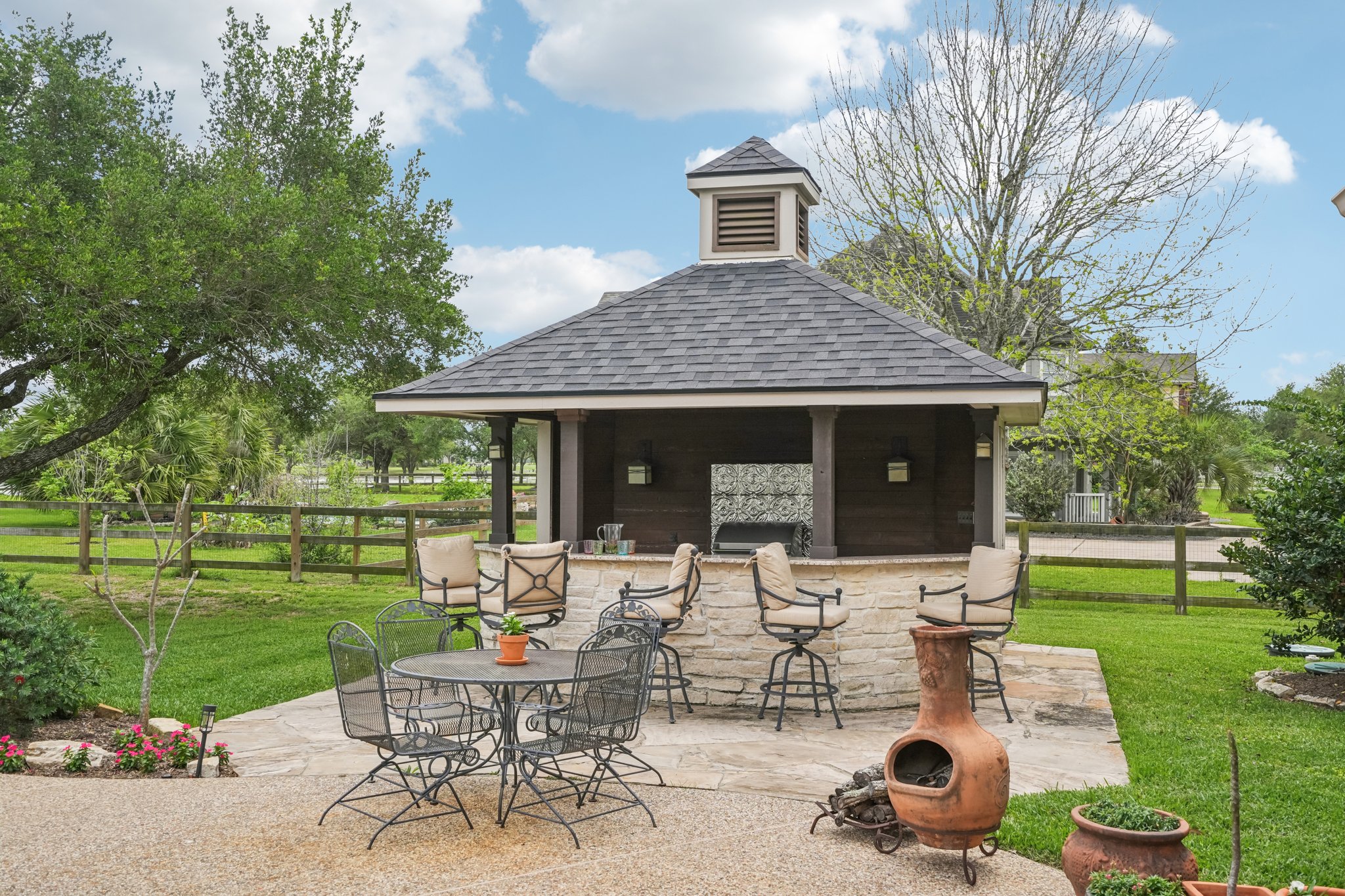 Chapel Bay Rd-S1604-052.jpg