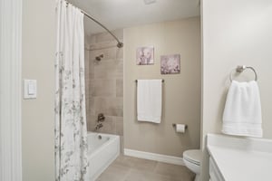 Chapel Bay Rd-S1604-047.jpg