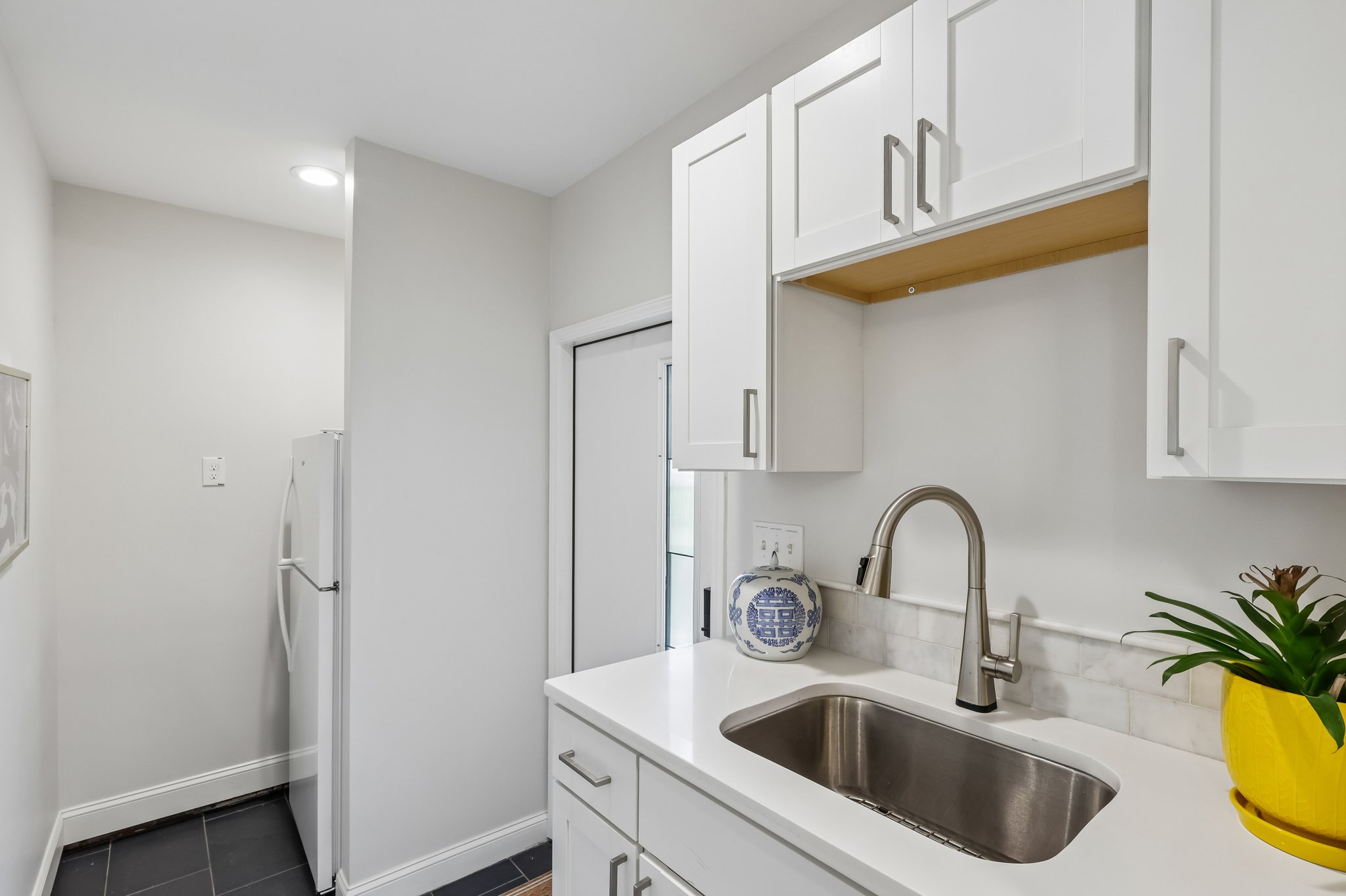 - 1315 Holmes Dr-S0906-046.jpg