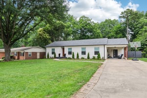 - 1315 Holmes Dr-S0906-004.jpg