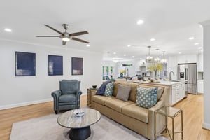- 1315 Holmes Dr-S0906-017.jpg