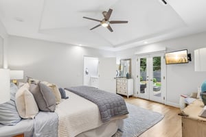 - 1315 Holmes Dr-S0906-036.jpg