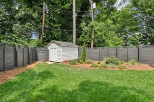 - 1315 Holmes Dr-S0906-065.jpg