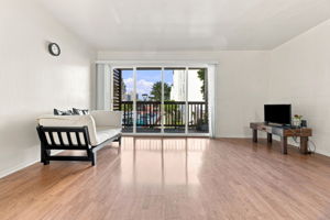 002_F8_1315 Laguna St 2