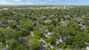  Photo 31