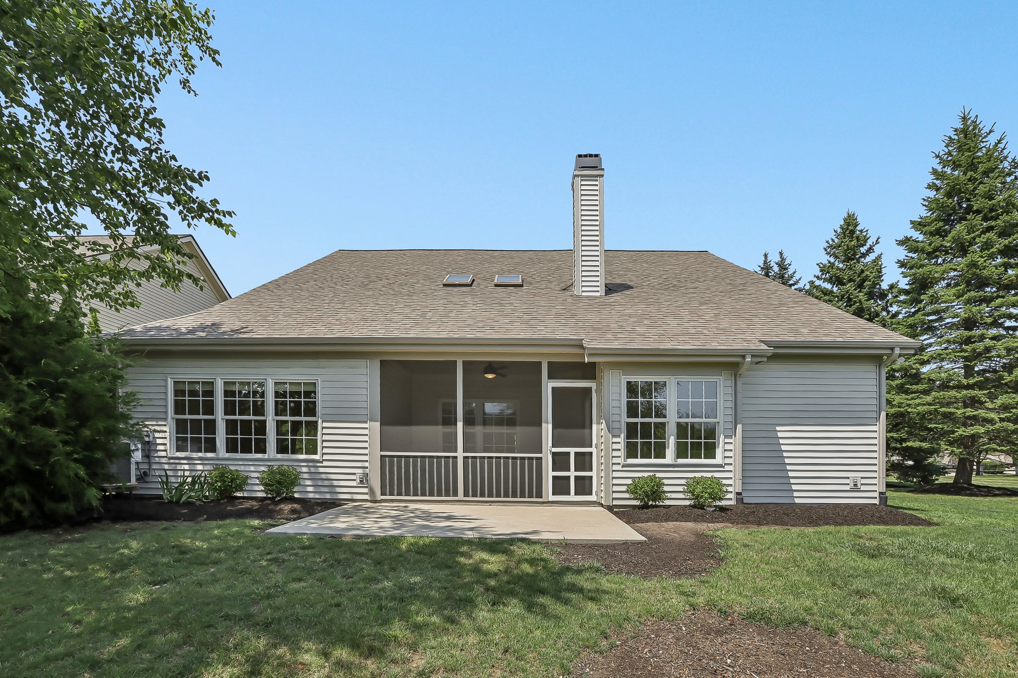 Monmouth Dr-S1507-044.jpg