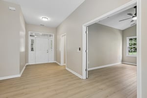 Monmouth Dr-S1507-005.jpg