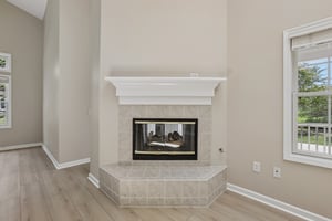 Monmouth Dr-S1507-009.jpg