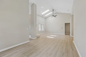 Monmouth Dr-S1507-013.jpg