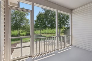 Monmouth Dr-S1507-036.jpg