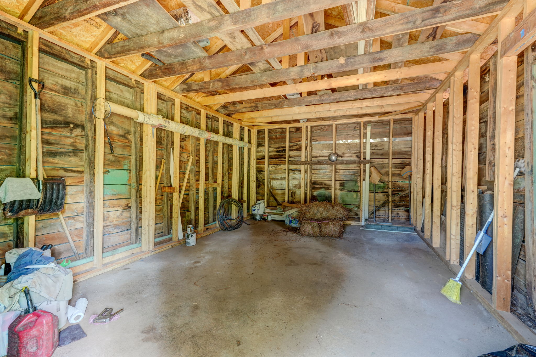 Workshop & Garage