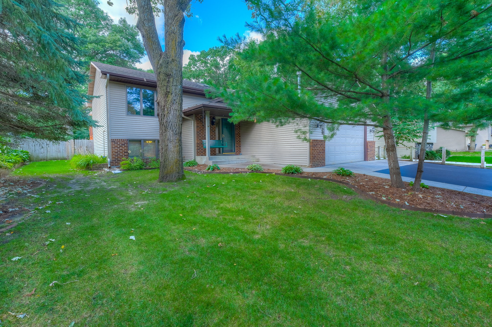  13158 Kerry St. NW, Coon Rapids, MN 55448, US