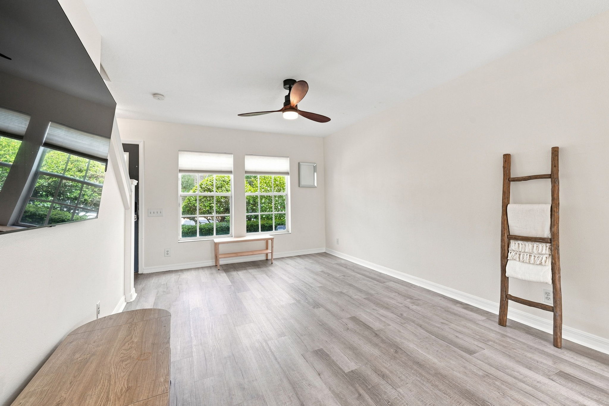 Living Room2