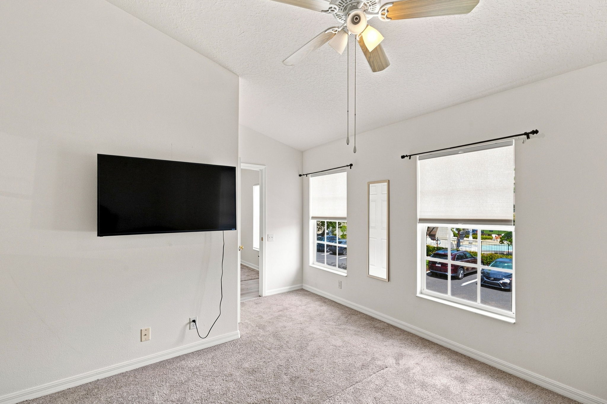 Upper Level Bedroom2a