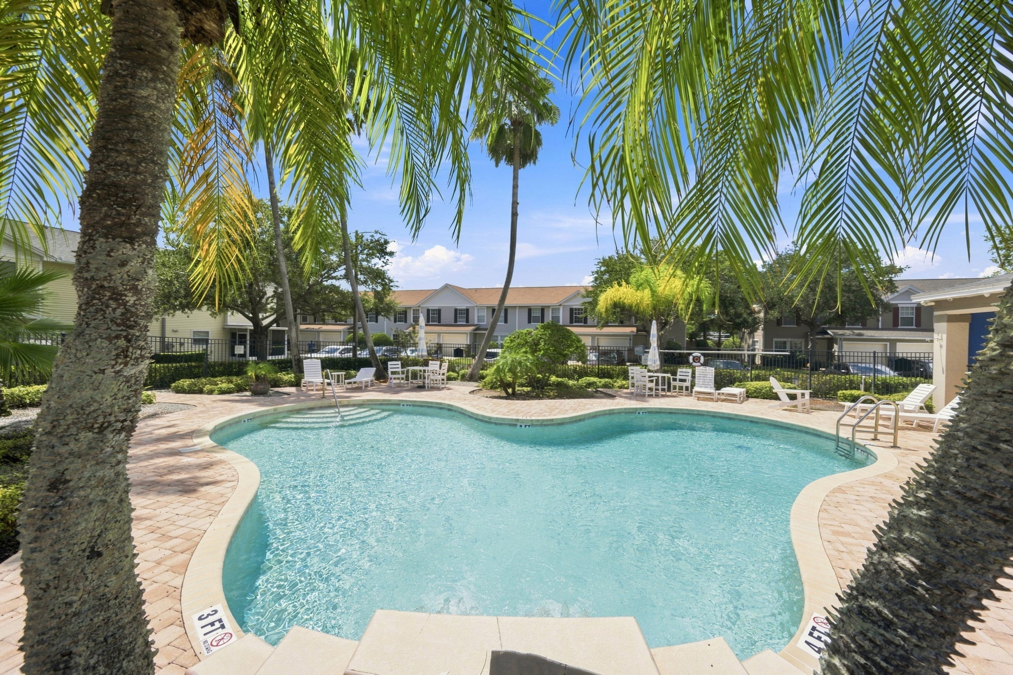 Pool8