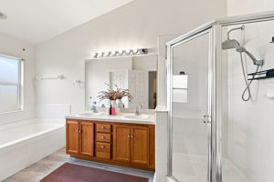 Upper Level Bathroom1a