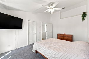 Upper Level Bedroom1c