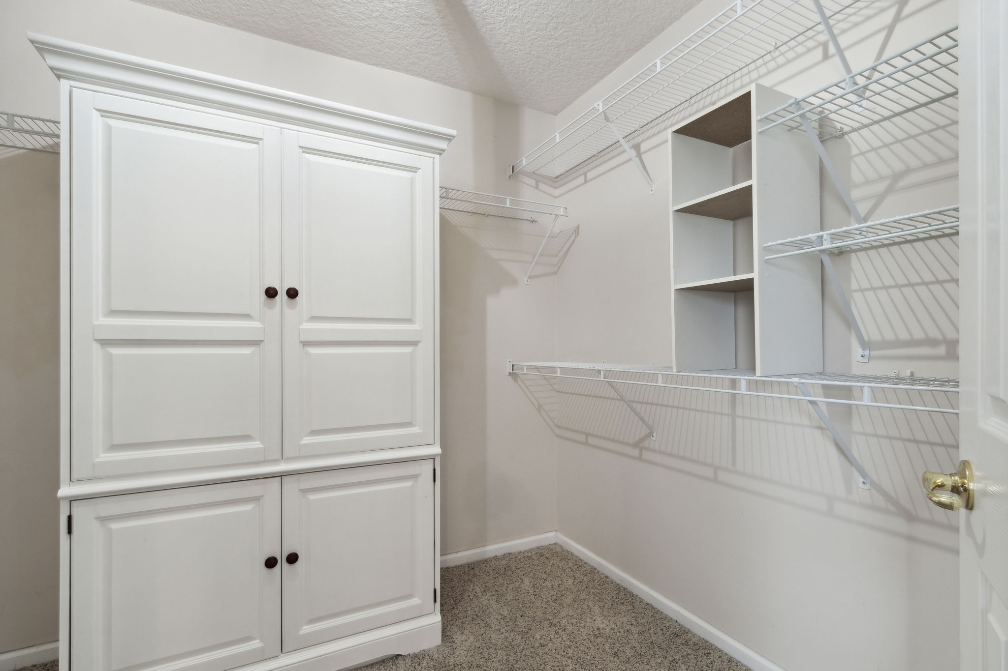 Primary Bedroom Closet