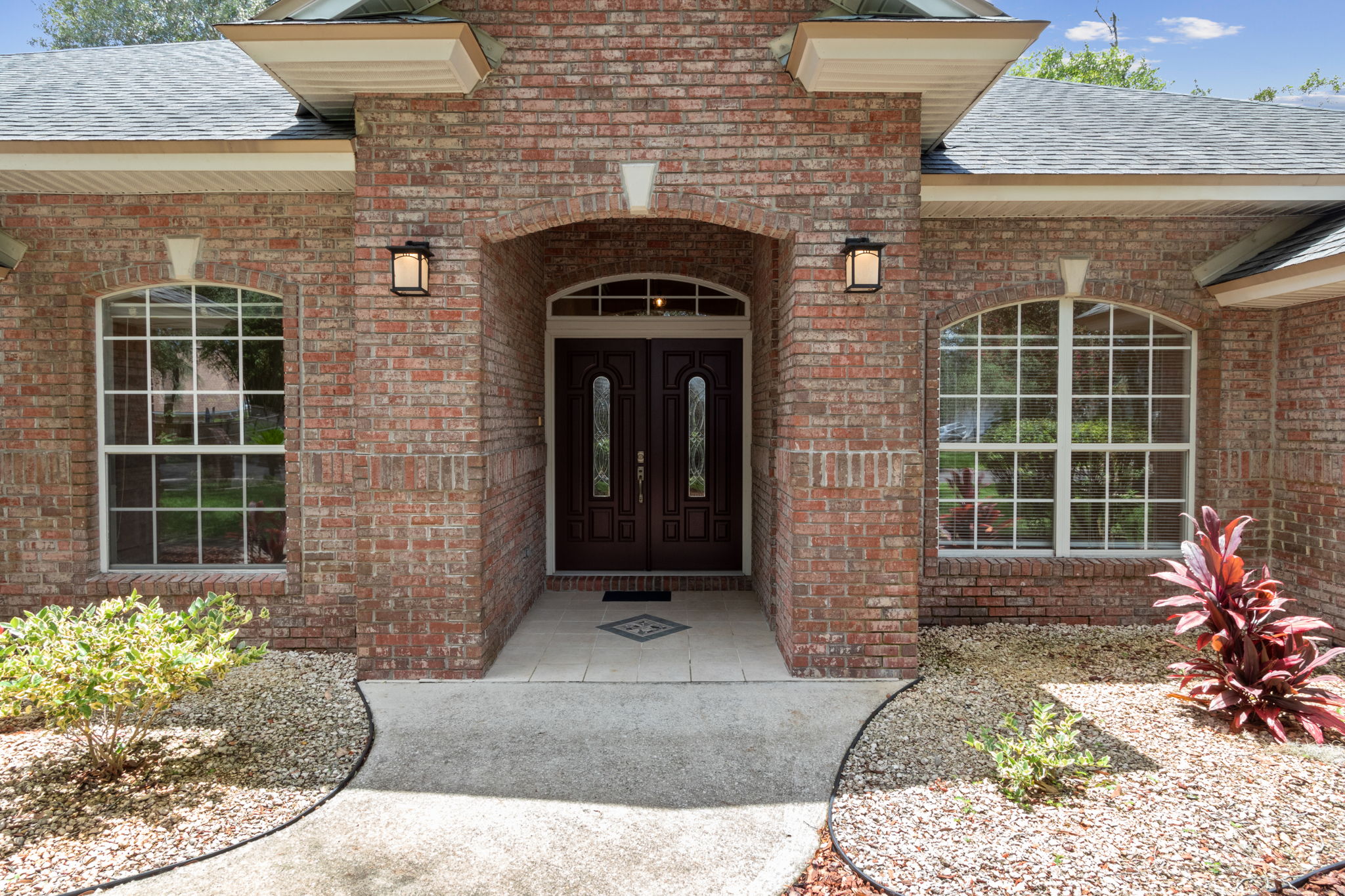 Front Entry Detail