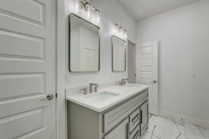  Photo 46