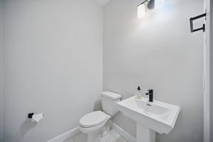  Photo 34