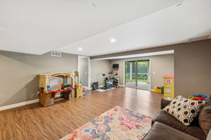 18_Interior