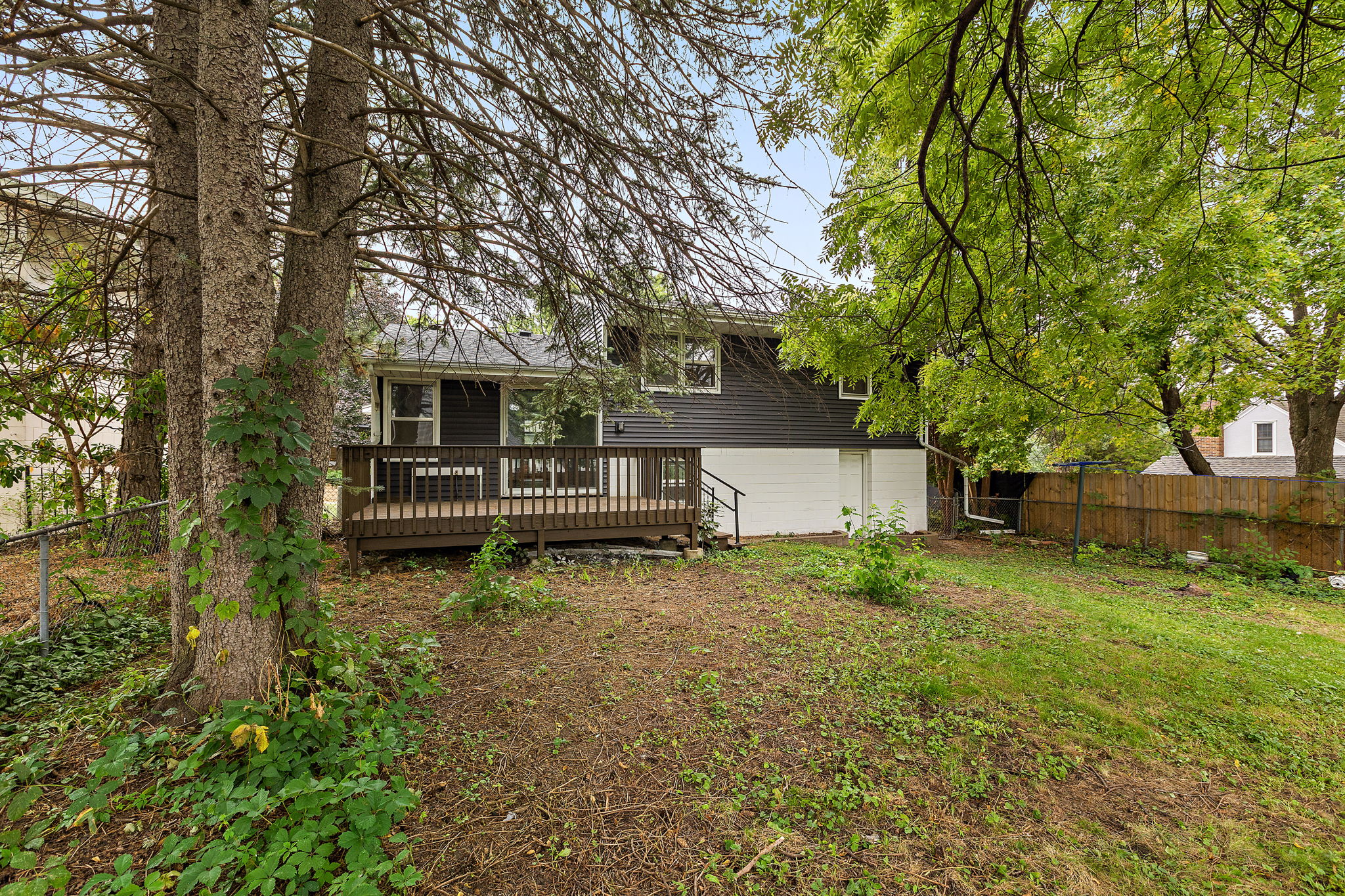 1317 44th Ave NE, Columbia Heights, MM 55421-5382