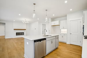 Ashton Pk Dr-S1701-025.jpg