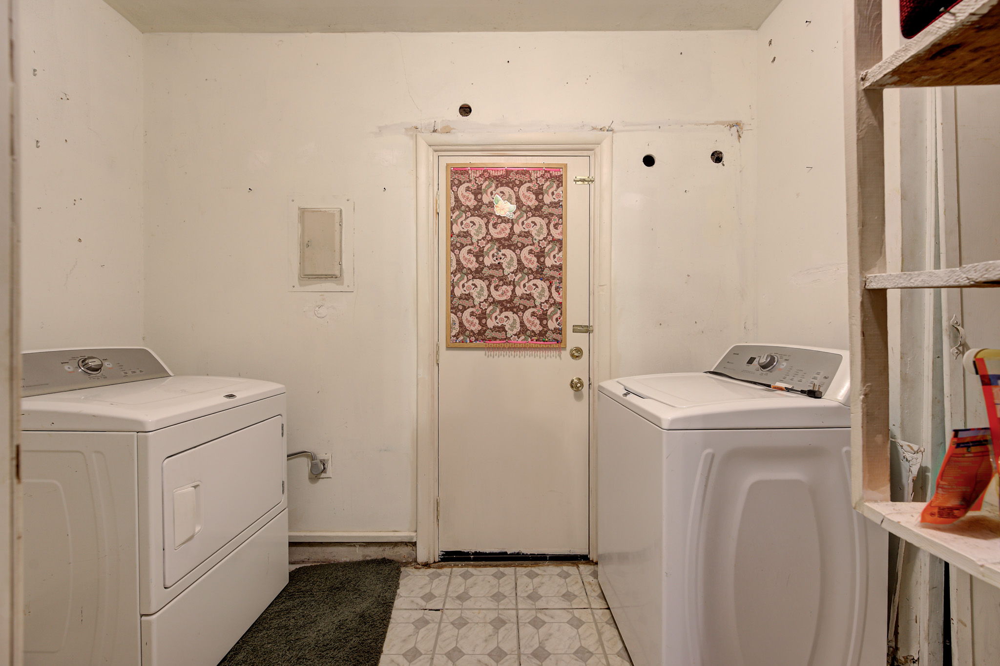  Photo 31