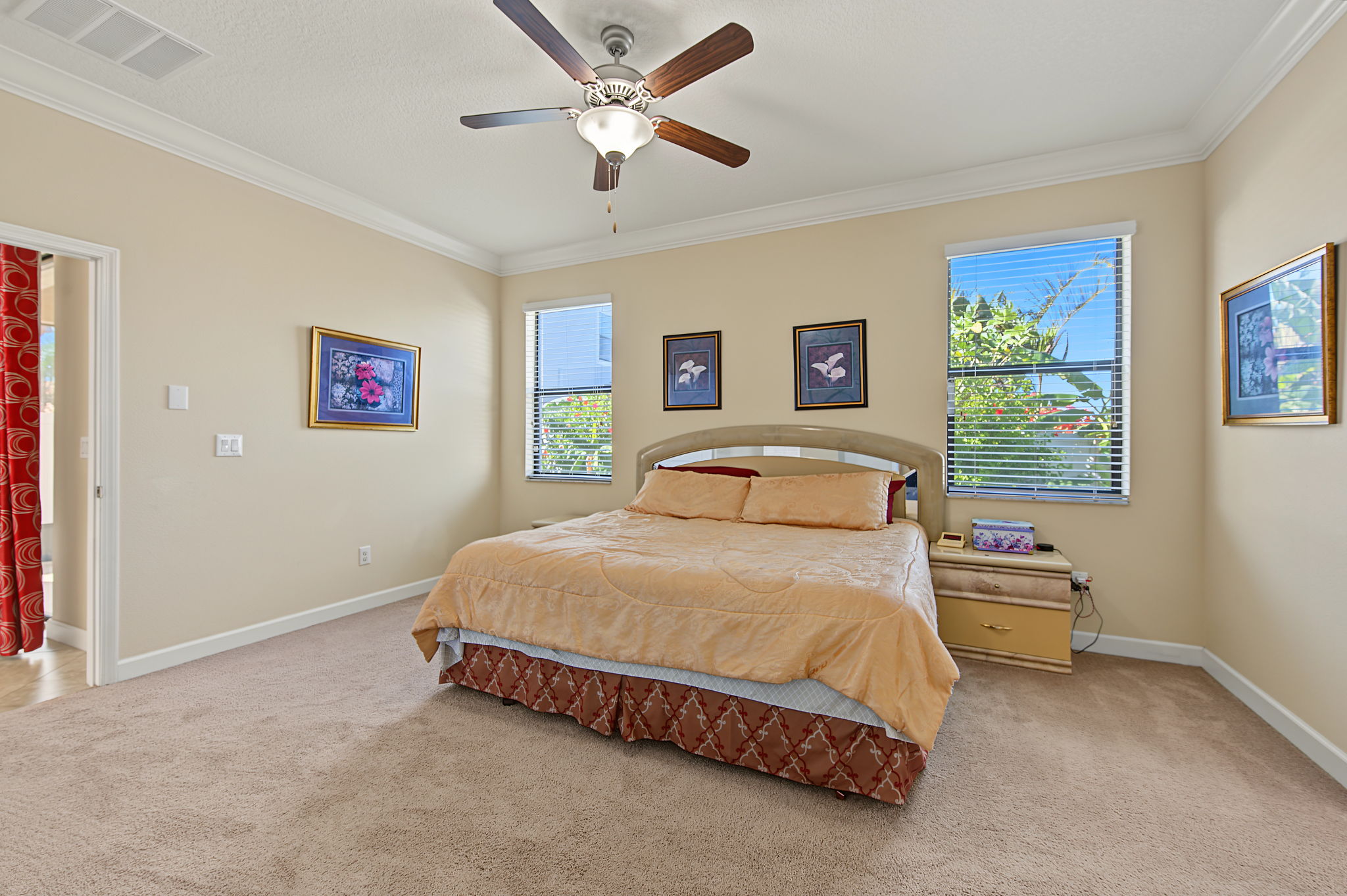 Primary Bedroom1c