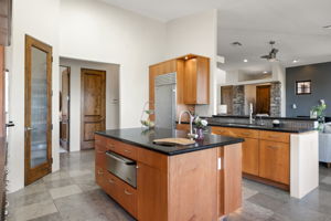 Kitchen (3)