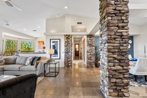 Living Room (4)