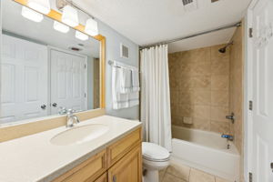 Guest Bath 2nd Entrance