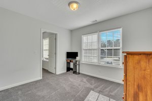  Photo 48