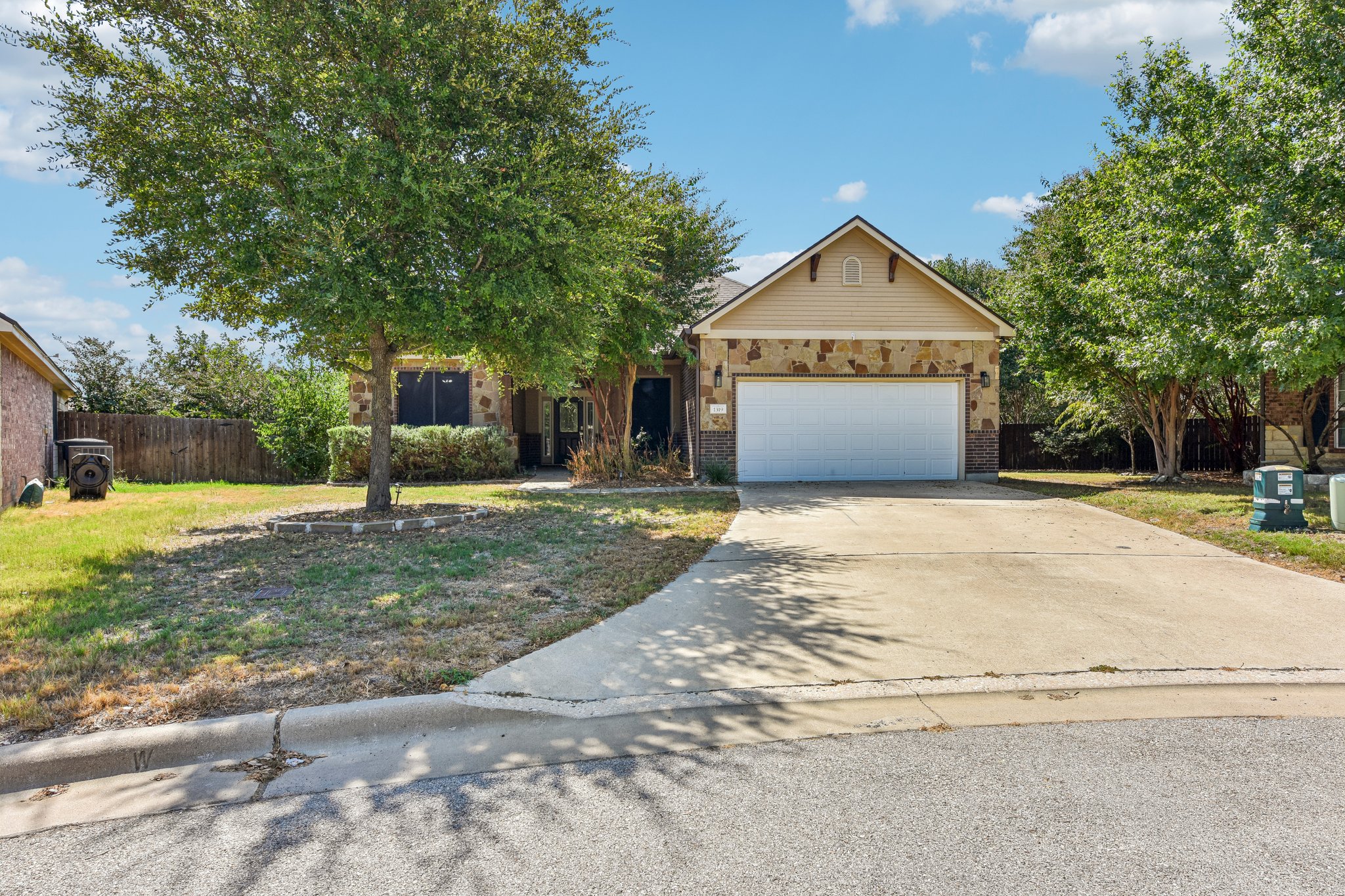 Branchwood Way-S0209-002.jpg