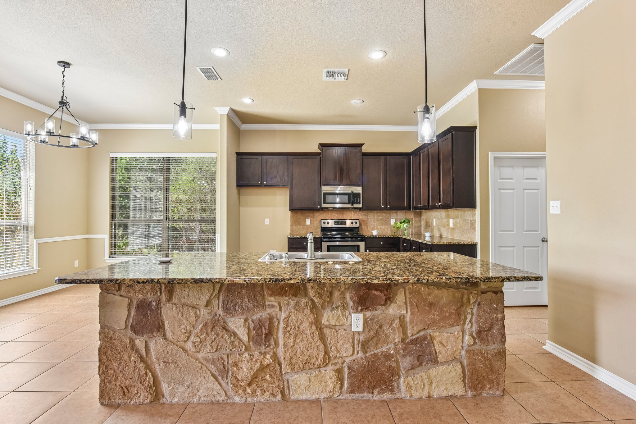 Branchwood Way-S0209-018.jpg